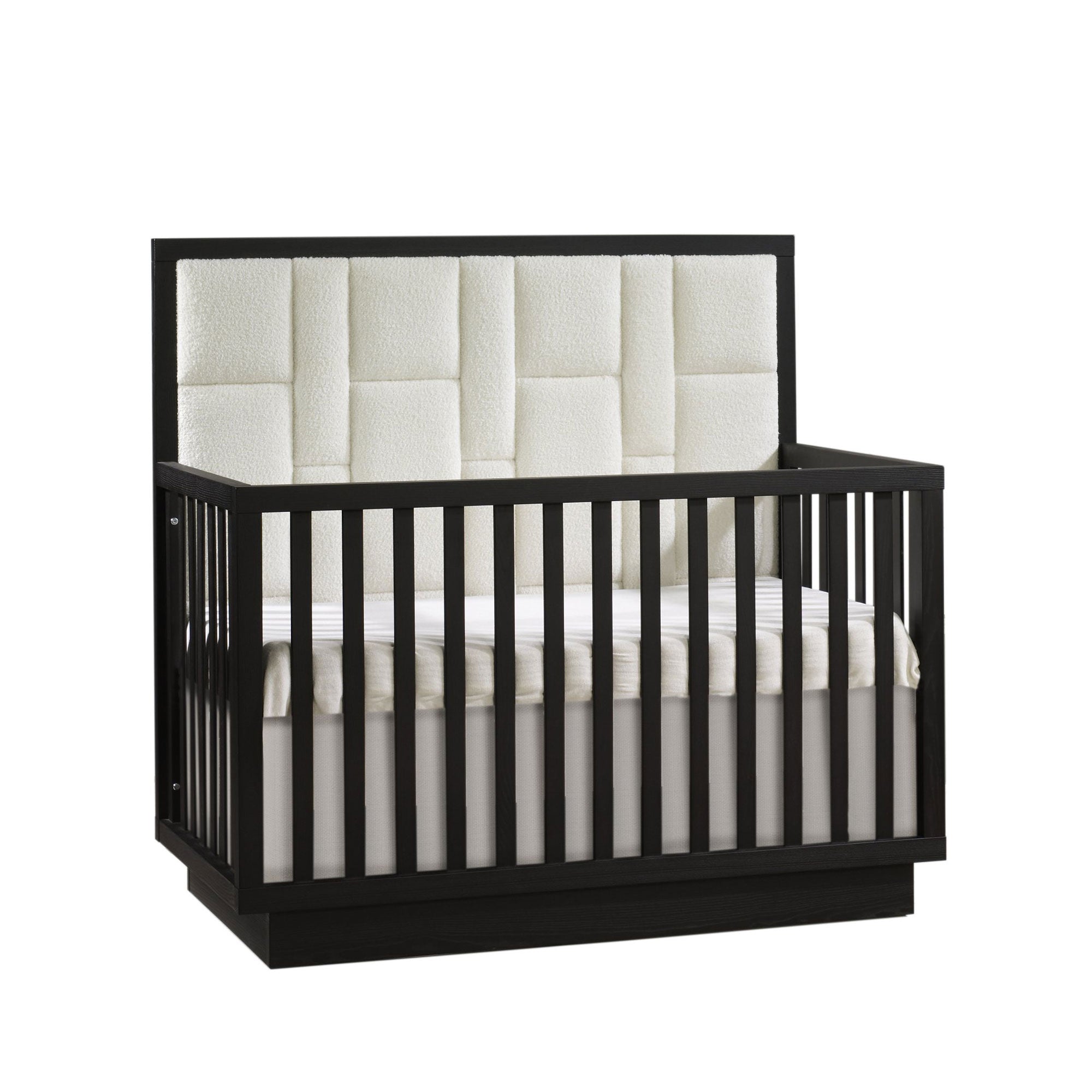 4 in 1 convertible crib - Tiny Toes in Dreamland