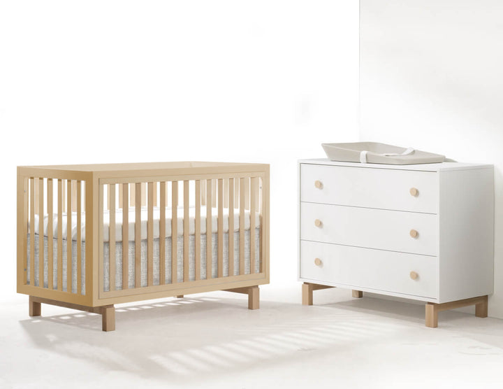 Tulipe - Lit de bébé classique Bjorn Natural - Commode 3 tiroirs XL entièrement naturelle et blanche/naturelle (vendue en ensemble uniquement)