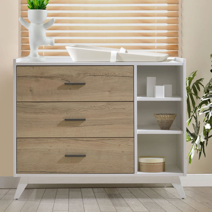 Tulip - Sissi Crib - to - double and Combo Dresser (sold as a set only) - White/Natural Oak Tulip - Nursery Furniture Sets - TU3503.40 - TU3530.40 - SET Tiny Toes in Dreamland