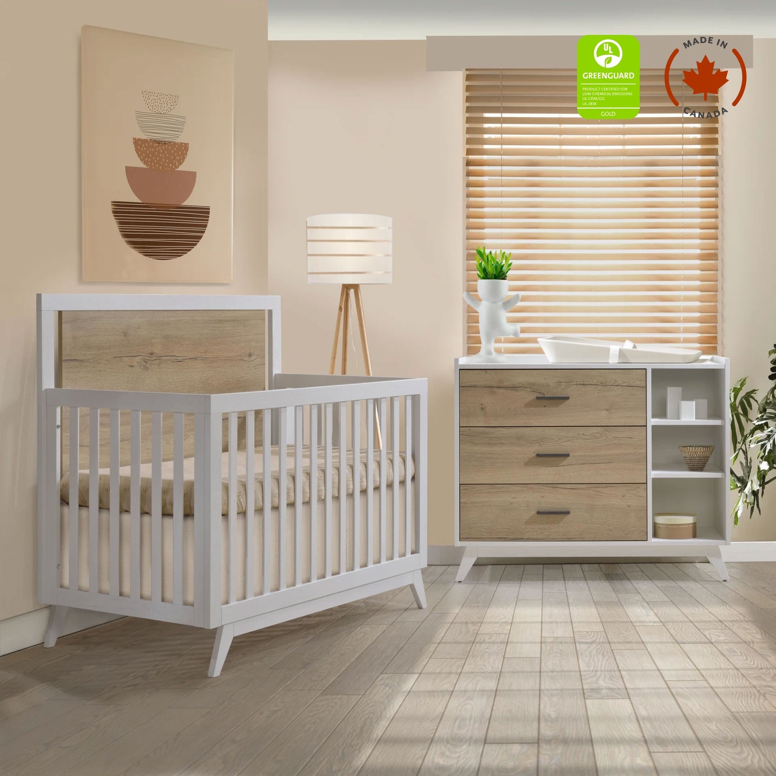Tulip - Sissi Crib - to - double and Combo Dresser (sold as a set only) - White/Natural Oak Tulip - Nursery Furniture Sets - TU3503.40 - TU3530.40 - SET Tiny Toes in Dreamland
