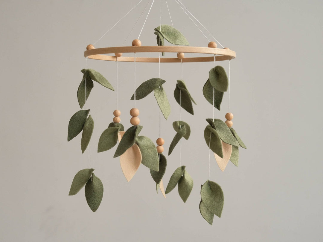 ChilDreams - Forest Crib Mobile, Leaf Baby Mobile, Minimalist Baby Crib ChilDreams - Mobiles - CD_MButterfly_Forest_Leaf_Mobile Tiny Toes in Dreamland