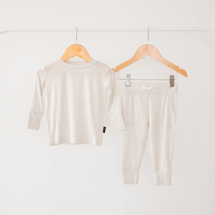 Cloud Grey Bamboo 2 - Piece Long Sleeve Jogger Set Lulush The Label Kids Clothing - Baby & Toddler Sleepwear - JS-LG12 Tiny Toes in Dreamland