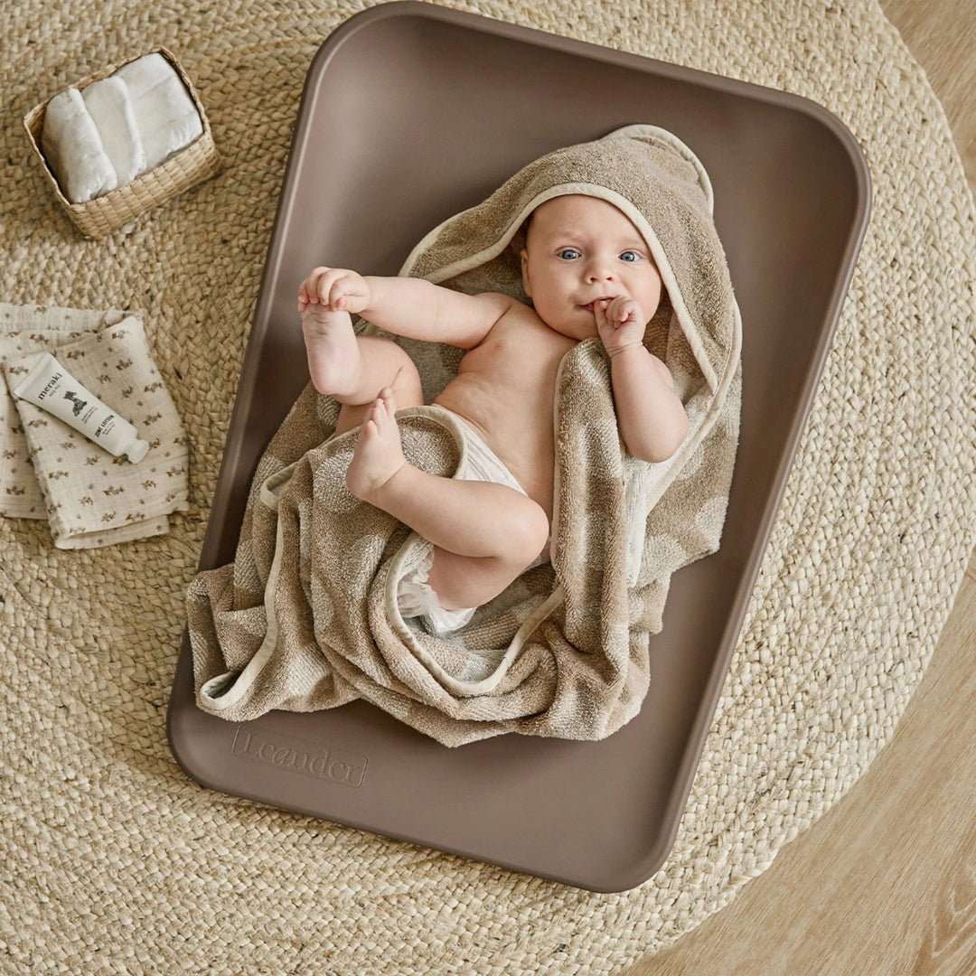 Leander - Matty Changer with safety strap - Mocca Leander - Baby Change Pads - 510010 - 81 Tiny Toes in Dreamland