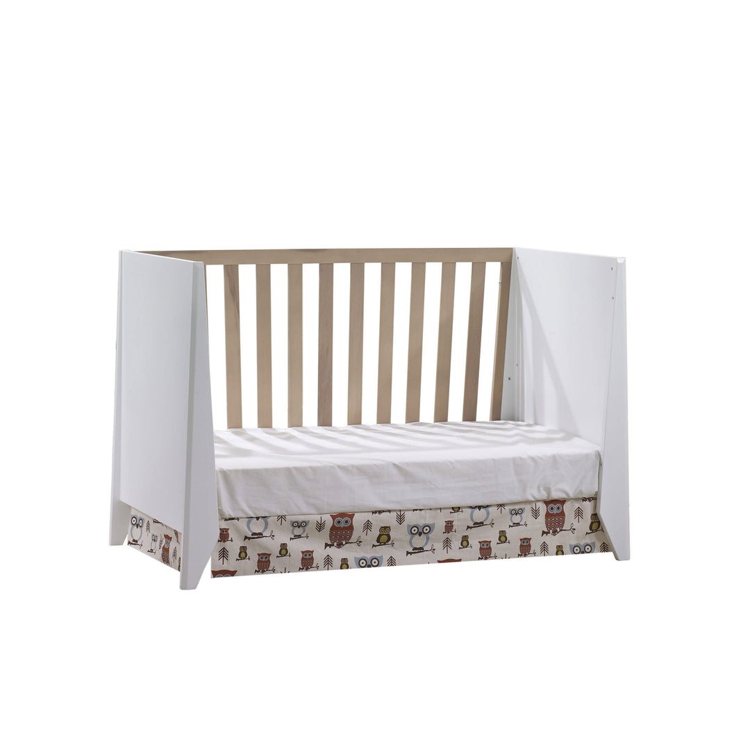 Nest Juvenile Flexx - Classic Crib and XL Dresser - White and Natural Nest Juvenile - Nursery Furniture Sets - 95033.02 - 95001.02 - SET Tiny Toes in Dreamland