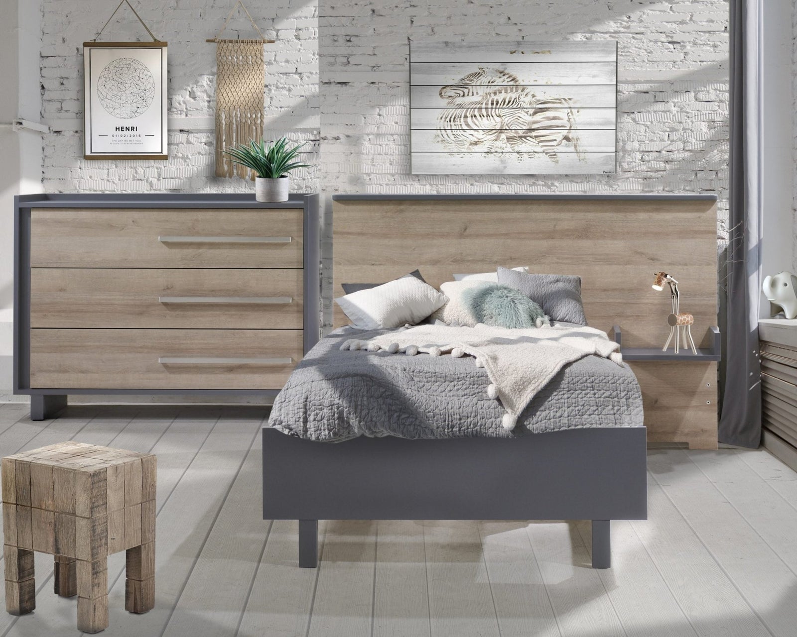 Tulip - Urban/Metro - Twin Bed Conversion Rails and Low profile footboard 54" (sold as a set only) Tulip - Convertible Crib Kits - TU00DBR - TU99DB - LP - SET - 12 Tiny Toes in Dreamland