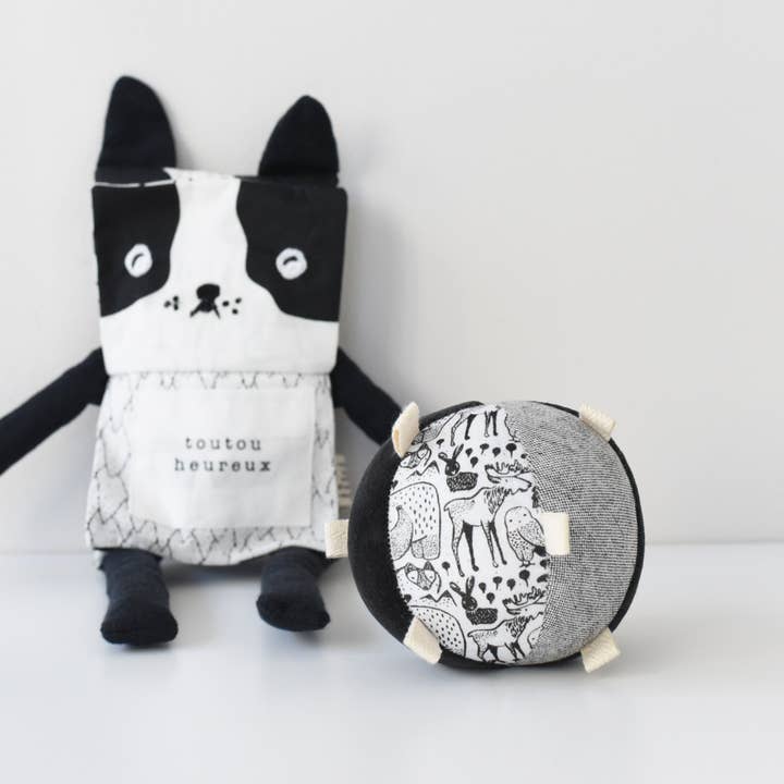 Wee Gallery - Taggy Ball with Rattle - Nordic Wee Gallery - Baby Toys - wg2034 Tiny Toes in Dreamland